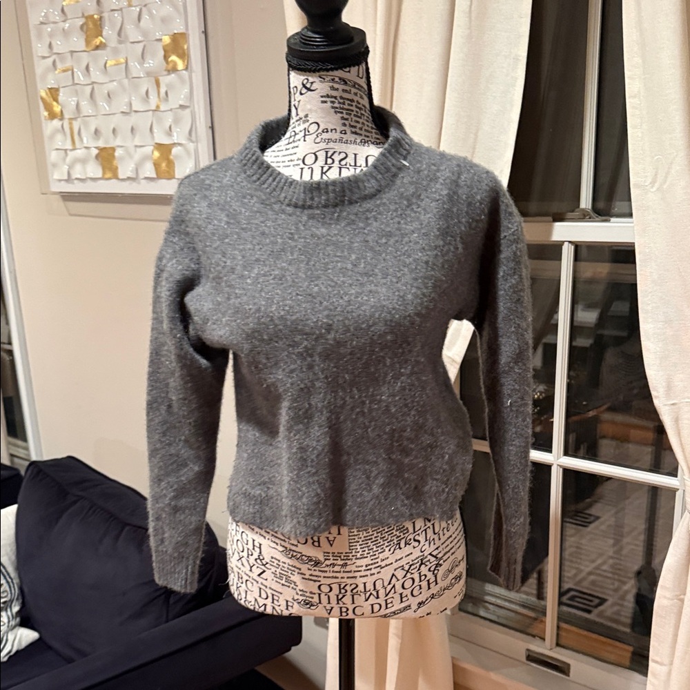MUNTHE Cashmere Sweater